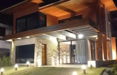 Casa em condomínio fechado com 4 quartos à venda na rua manoel pedro vieira, 960, morro das pedras, florianópolis, 322 m2 por r$ 5.855.000