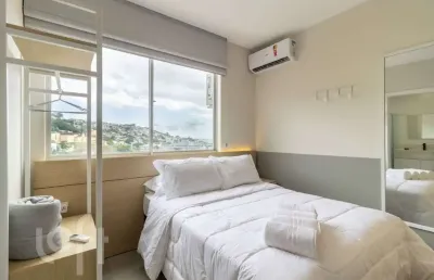 Apartamento com 1 quarto à venda na rua fernando machado, 261, centro, florianópolis, 23 m2 por r$ 390.000