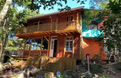 Casa em condomínio fechado com 5 quartos à venda na rua manoel petronilho da silveira, 1001, são joão do rio vermelho, florianópolis, 153 m2 por r$ 3.000.000