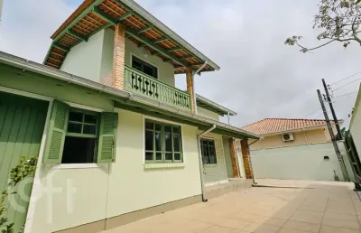 Casa com 3 quartos à venda na servidão joana maria da costa, 164, rio tavares, florianópolis, 127 m2 por r$ 1.200.000