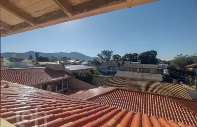 Casa com 4 quartos à venda na servidão bonifácio da rosa, 110, lagoa da conceição, florianópolis, 300 m2 por r$ 1.490.000