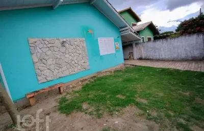 Casa com 3 quartos à venda na rua fidélis govoni, 1029, campeche, florianópolis, 100 m2 por r$ 640.000