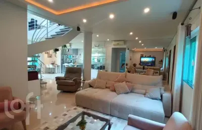 Casa em condomínio fechado com 3 quartos à venda na rua douglas seabra levier, 228, trindade, florianópolis, 315 m2 por r$ 3.900.000