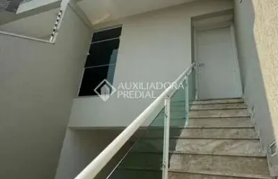 Casa em condomínio fechado com 3 quartos à venda na rua boa vista, 96, vila camilópolis, santo andré, 181 m2 por r$ 870.000