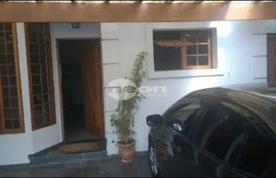 Casa em condomínio fechado com 4 quartos à venda na rua manoel guarini, 70, santa terezinha, são bernardo do campo, 175 m2 por r$ 650.000