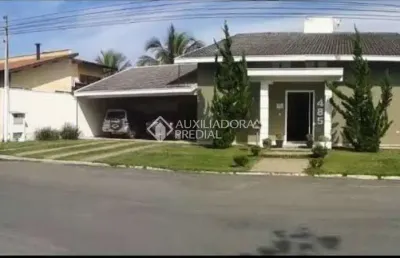 Casa em condomínio fechado com 4 quartos à venda na avenida dos diamantes, 485, loteamento eldorado jardim residencial, tremembé, 350 m2 por r$ 1.300.000