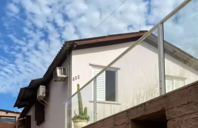 Casa com 2 quartos à venda na rua blumenau, 332, cohab a, gravataí, 180000 m2 por r$ 380.000