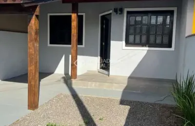 Casa com 2 quartos à venda na rua barbosa lessa, 49, bom sucesso, gravataí, 84 m2 por r$ 320.000