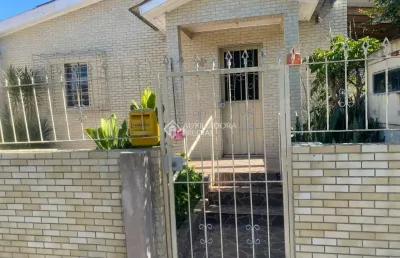 Casa com 5 quartos à venda na rua itacurubi, 35, vila nova, porto alegre, 100 m2 por r$ 330.000