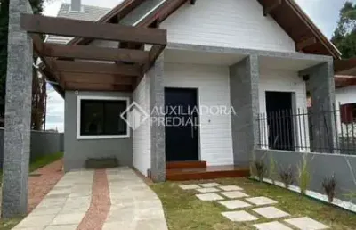 Casa com 3 quartos à venda na rua luís gali, 378, centro, canela, 111 m2 por r$ 1.300.000