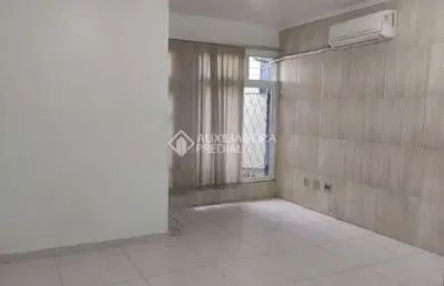 Sala comercial para alugar na avenida dorival cândido luz de oliveira, 300, cohab c, gravataí, 33 m2 por r$ 880