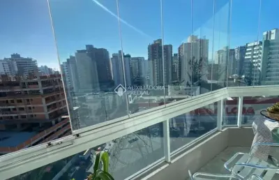 Apartamento com 3 quartos à venda na rua dinarte domingues, 213, kobrasol, são josé, 119 m2 por r$ 798.000
