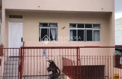 Casa com 3 quartos à venda na rua marcelino simas, 126, estreito, florianópolis, 165 m2 por r$ 860.000