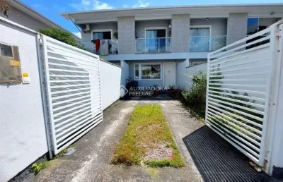 Casa com 2 quartos à venda na rua sargento aldo genésio martins, 177, nova palhoça, palhoça, 66 m2 por r$ 400.000