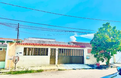 Casa com 3 quartos para alugar na Rua Inácio Bento, 171, Flores, Manaus