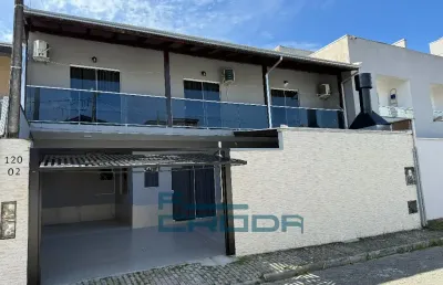 Casa com 3 quartos à venda na Rua 702, 120, Varzea, Itapema