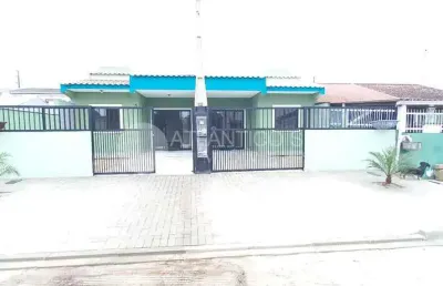 Casa a venda a 1000 metros do mar em santa terezinha, pontal do parana - pr