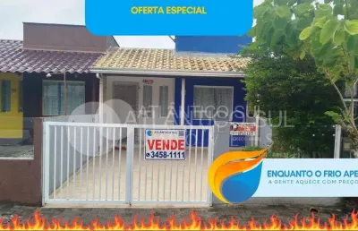 Casa lado mar com 02 quartos à venda, leblon, pontal do parana - pr