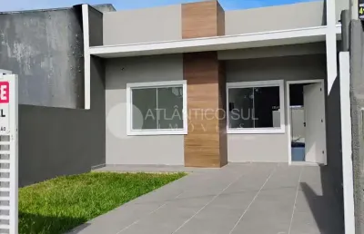 Casa à venda com piscina no litoral, ipacarai, matinhos - pr