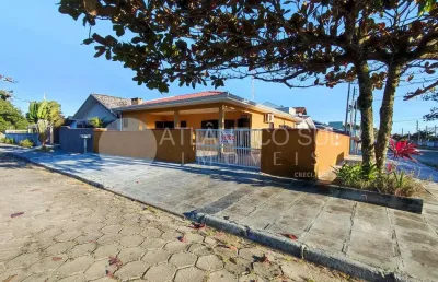 Casa à venda,200 metros do mar em  santa terezinha, pontal do parana - pr