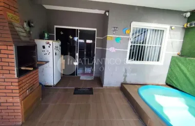 Casa com piscina e 2 quartos, praia de shangri-lá, pontal do parana - pr
