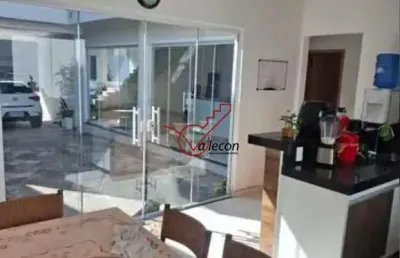 Sobrado 3 dormitórios à venda loteamento villa branca jacareí/sp