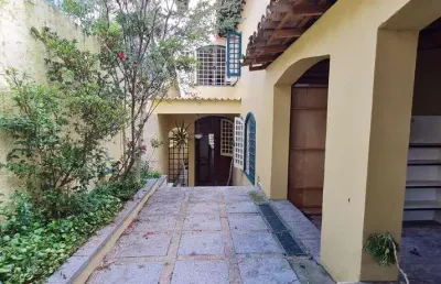 Casa tipo para venda em morumbi com 5 quartos, sendo 3 suítes, 306m²