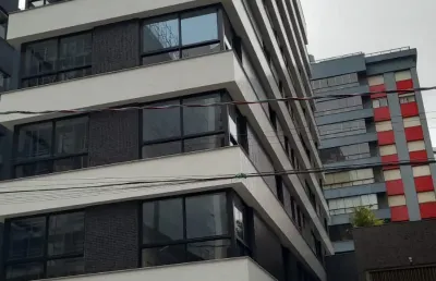 Oportunidade,lindo apartamento perto das quatro praças e mar