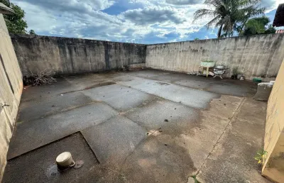 Casa com 3 quartos à venda na Alameda Antonio Cláudio Ricardo Souza, Chácaras Jardim Holanda, Uberlândia
