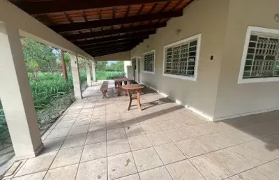 Casa em condomínio fechado com 3 quartos à venda na Rua Docelino de Freitas Costa, Tocantins, Uberlândia
