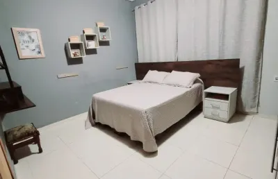 Casa com 3 quartos à venda na Avenida Continental, Parque das Laranjeiras, Uberlândia