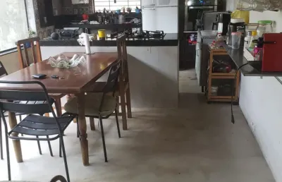 Casa com 3 quartos à venda na Avenida Serra Canastra, São Jorge, Uberlândia