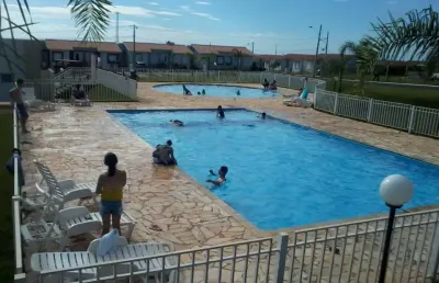 Casa com 2 quartos à venda na Avenida dos Ferreiras, Jardim Califórnia, Uberlândia