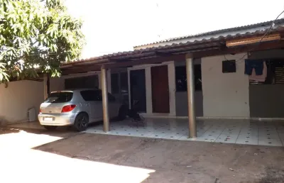 Casa à venda na Rua Rio Tibagi, 430, Loteamento Batel, Maringá