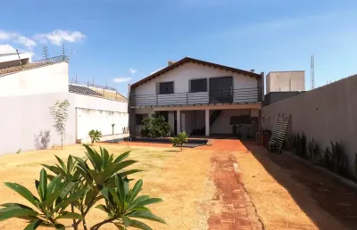 Casa com 1 quarto à venda na Rua Pioneiro João Calvi, 329, Jardim Colina Verde, Maringá