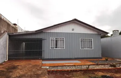 Casa com 3 quartos para alugar na Rua Uruguai, 469, Jardim Alvorada, Maringá