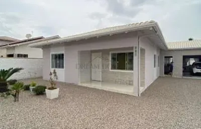 Casa à venda no bairro xv de novembro  -  tijucas/sc