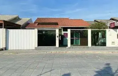 Casa com 4 quartos à venda na Rua Gralha Azul, Tijucas, Praça, Tijucas