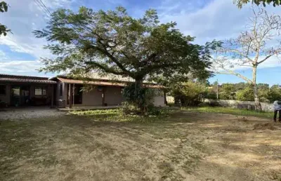 Casa com 3 quartos para alugar na Rua José Bornhofen, Areias, Tijucas