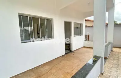 Casa com 4 quartos para alugar na Rua dos Trapistas, Planalto, Belo Horizonte