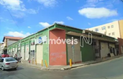 Ponto comercial para alugar na Rua Euclásio, Santa Efigênia, Belo Horizonte