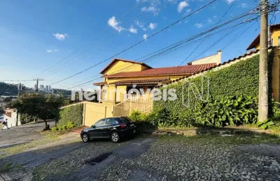 Casa com 5 quartos à venda na Rua Sepetiba, Caiçaras, Belo Horizonte