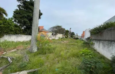 Terreno c/ aproximadamente 960m² em frente à lagoa das palmeiras, cabo frio
