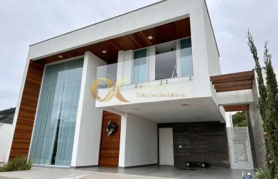 Casa de alto padrão com 4 quartos no alphaville de maricá - rj