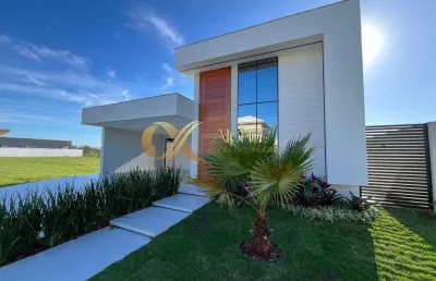 Casa com 3 quartos, semimobiliada no condomínio alphaville em cabo frio/rj