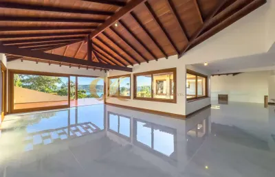 Mansão à venda com vista espetacular na ferradura, armação dos búzios/rj