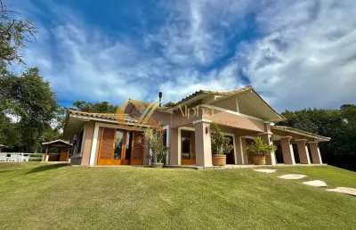Casa à venda com 3 quartos, sendo 3 suítes, armação dos búzios/rj
