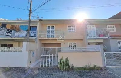 Casa com 3 quartos à venda na rua edvino antônio deboni, 482, fazendinha, curitiba, 70 m2 por r$ 410.000