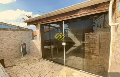 Casa com 3 quartos para alugar na Cidade Edson, Suzano 