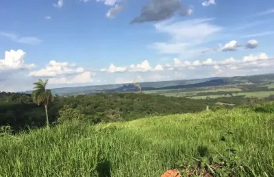 Terreno à venda no Centro, Claraval 